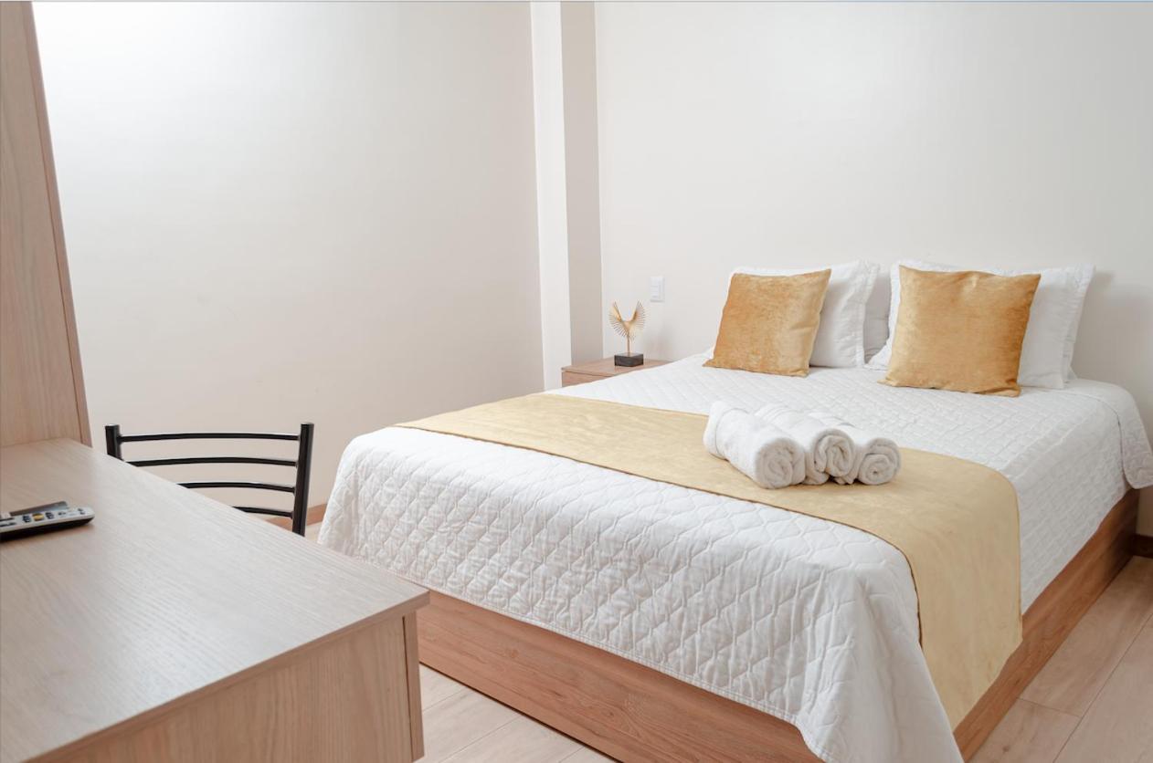 Hotel Bristool Parc - Departments & Suites קואנקה מראה חיצוני תמונה